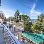 Mirna - Three Bedroom With Balcony And Sea View Apartment