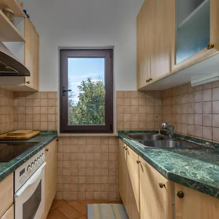 Mirna - Three Bedroom With Balcony And Sea View