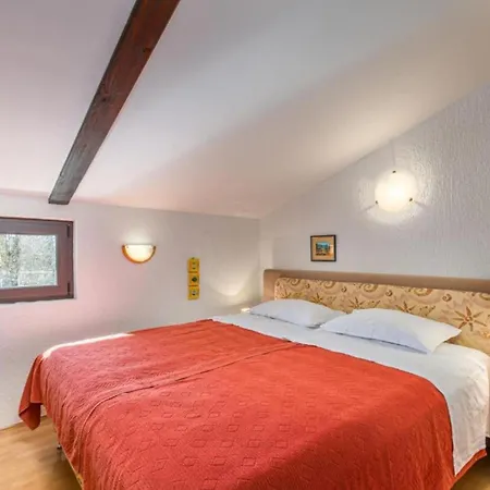 Mirna - Three Bedroom With Balcony And Sea View * Njivice